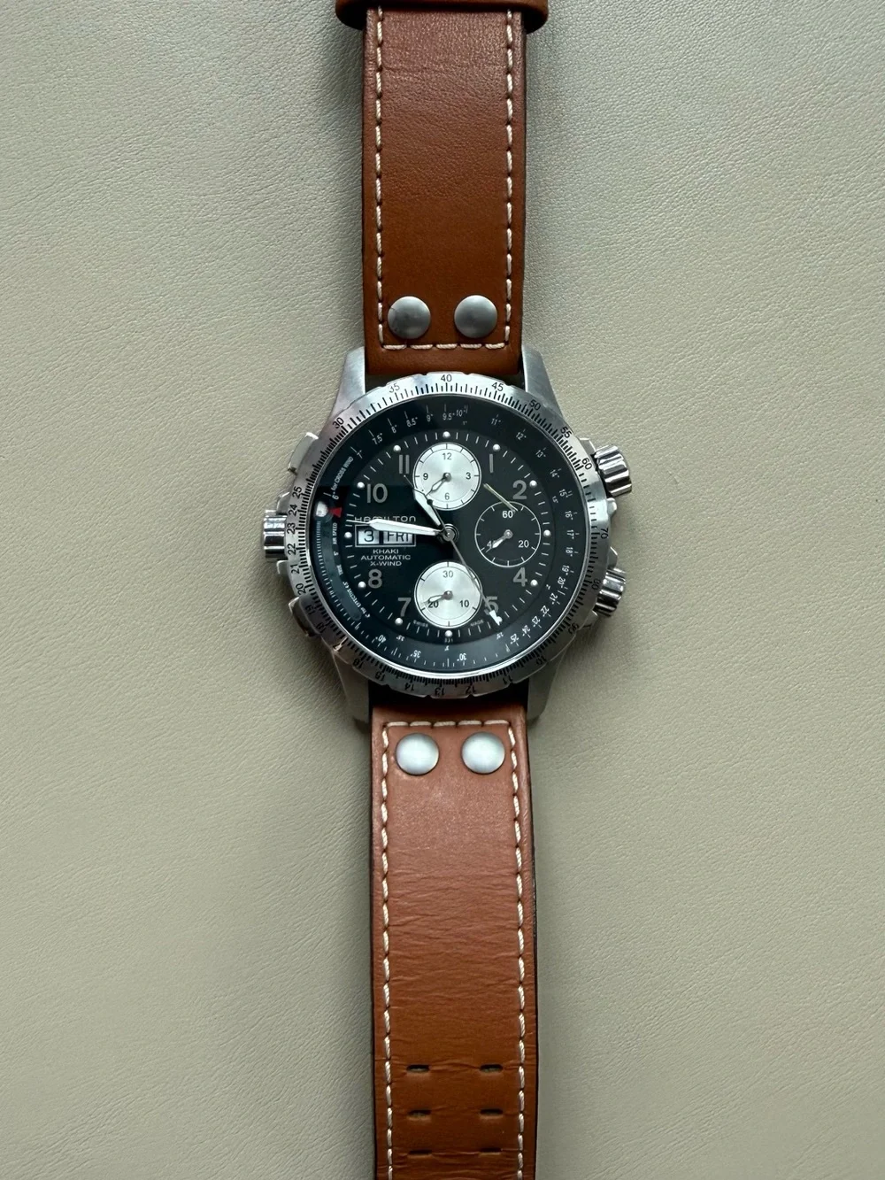 Hamilton pilot style